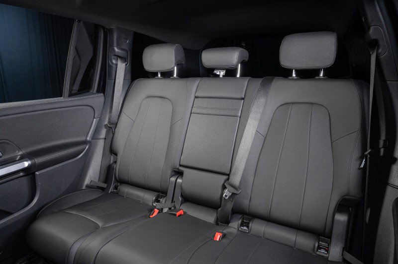 Certified 2023 Mercedes-Benz GLB 250 4MATIC image 25