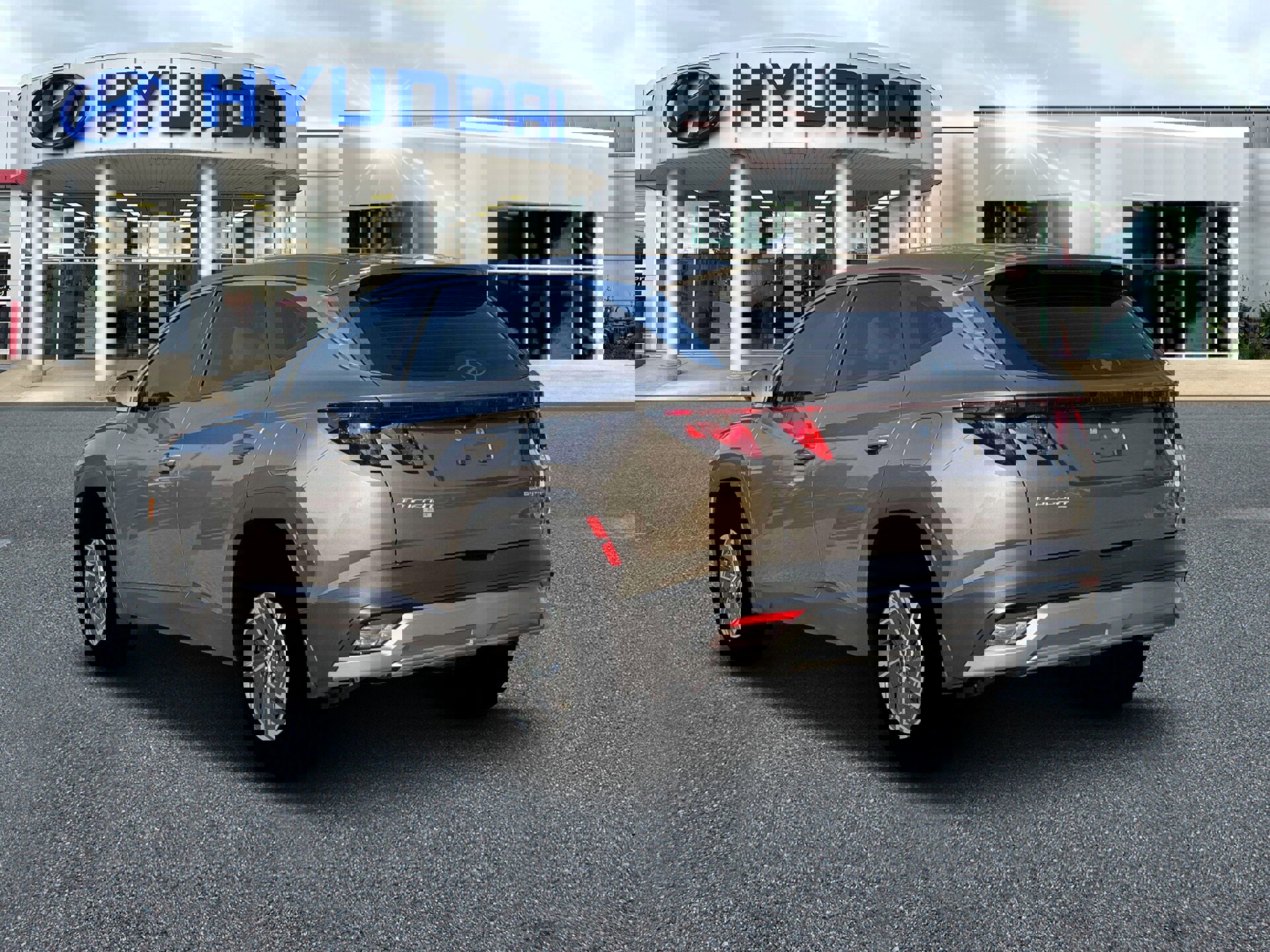 New 2026 Hyundai Tucson Blue SE image 5