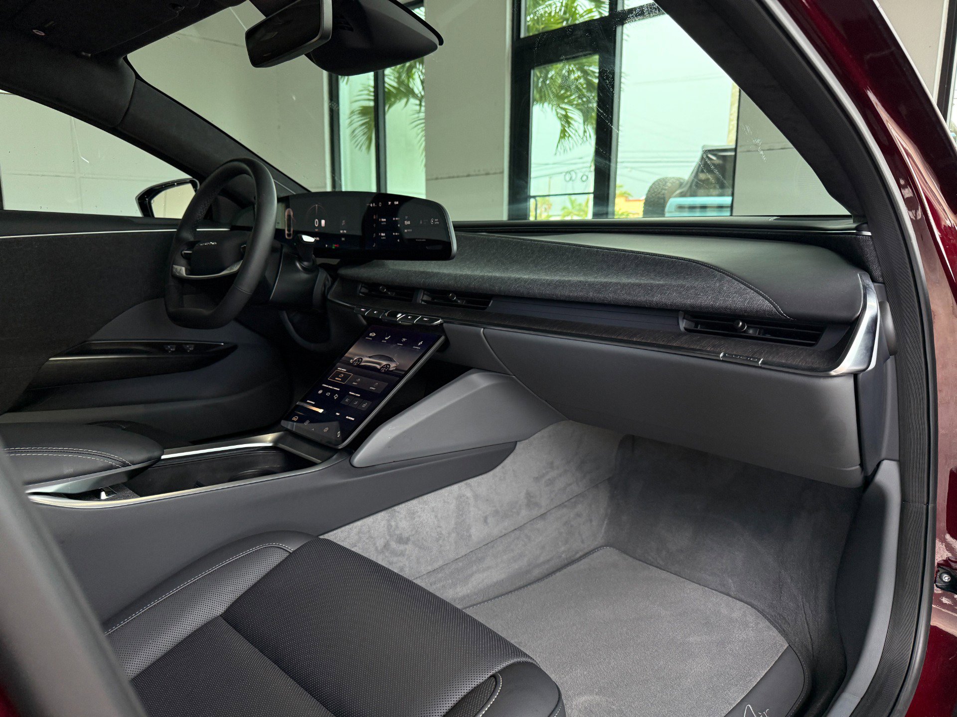 Used 2023 Lucid Air Pure image 19