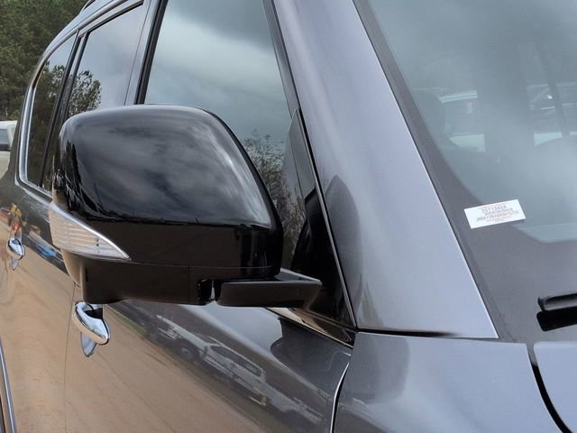 Used 2024 Nissan Armada SL w/ Midnight Edition Package RWD image 13