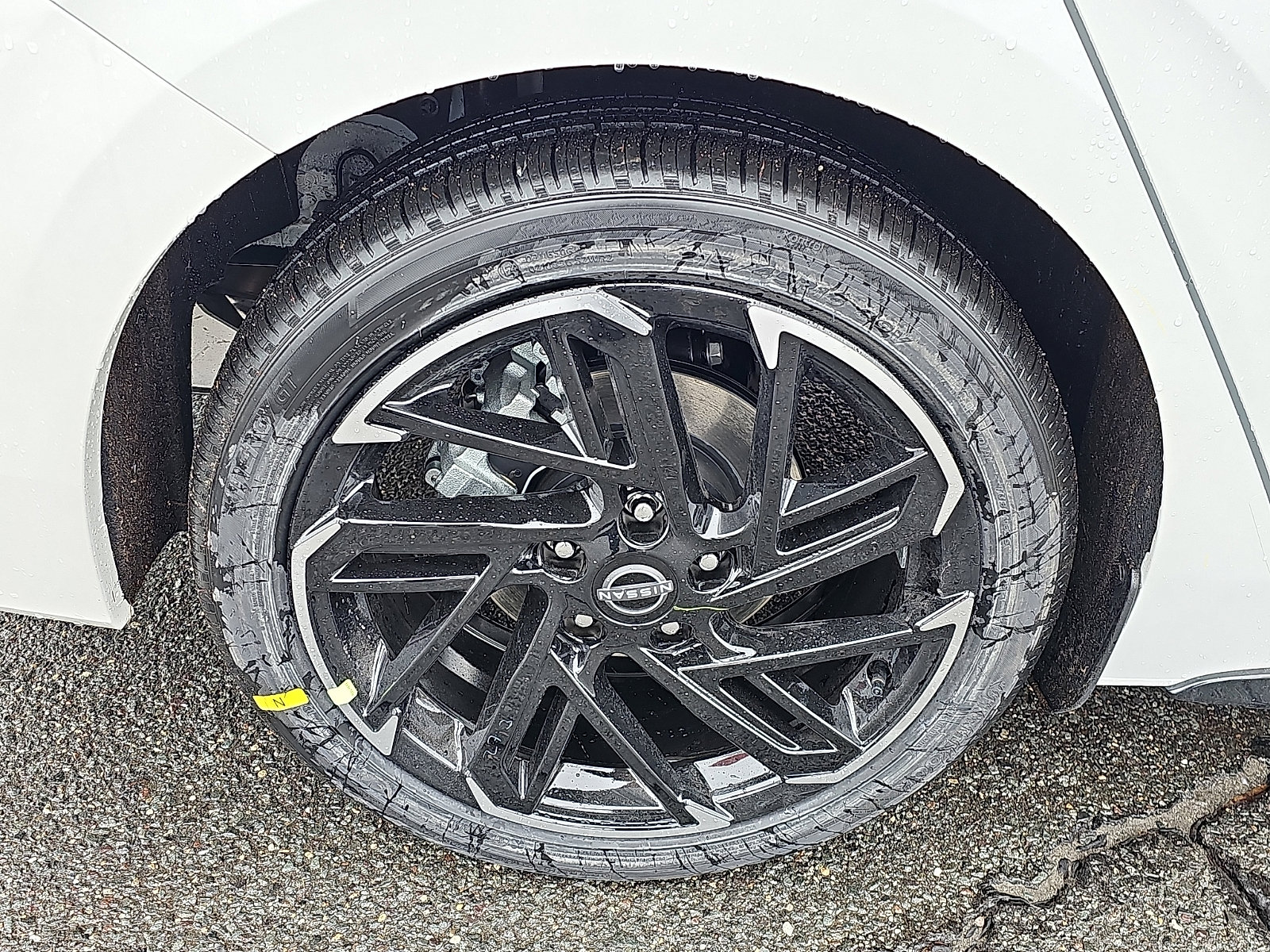 New 2026 Nissan Sentra SR w/ Floor Mat Package image 5