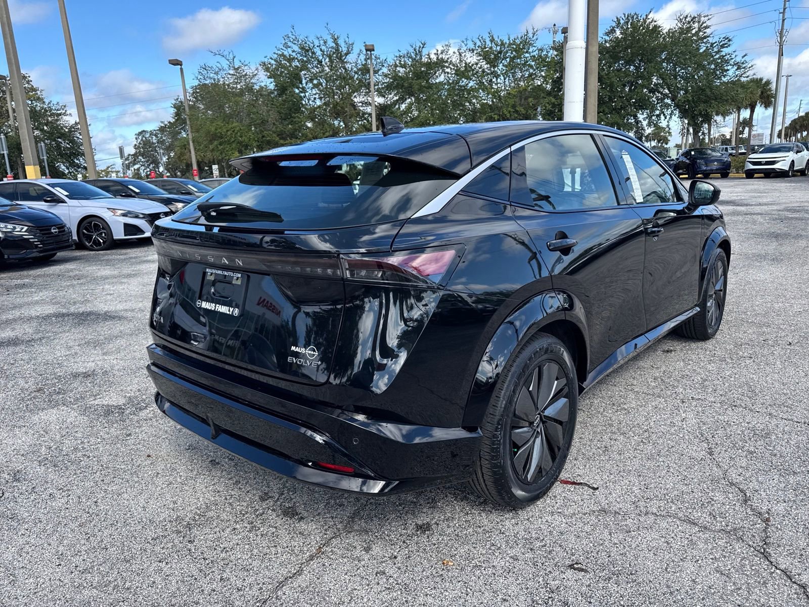 Certified 2024 Nissan Ariya FWD image 6