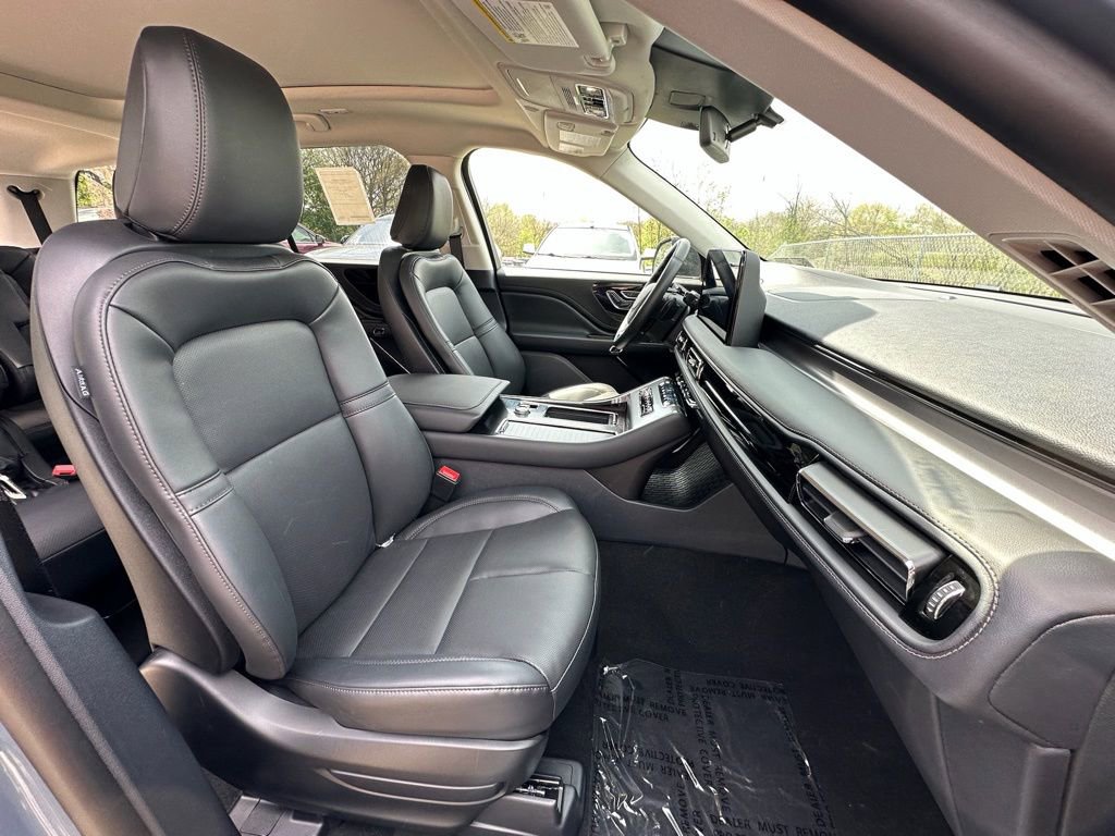 New 2026 Lincoln Aviator AWD image 23
