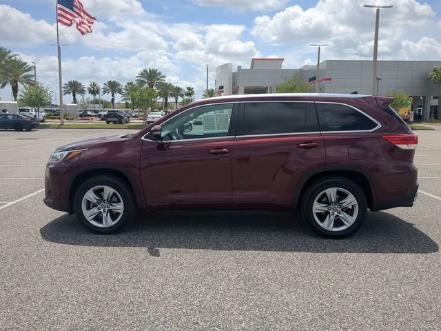 Used 2017 Toyota Highlander Limited image 7