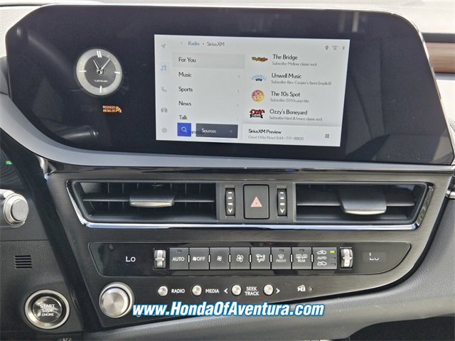 Used 2024 Lexus ES 350 w/ Premium Package image 15