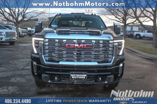 Used 2024 GMC Sierra 3500 Denali w/ Denali Reserve Package AWD/4WD image 5