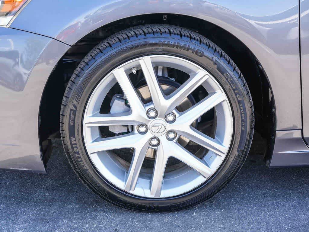 Used 2015 Lexus CT 200h FWD image 11
