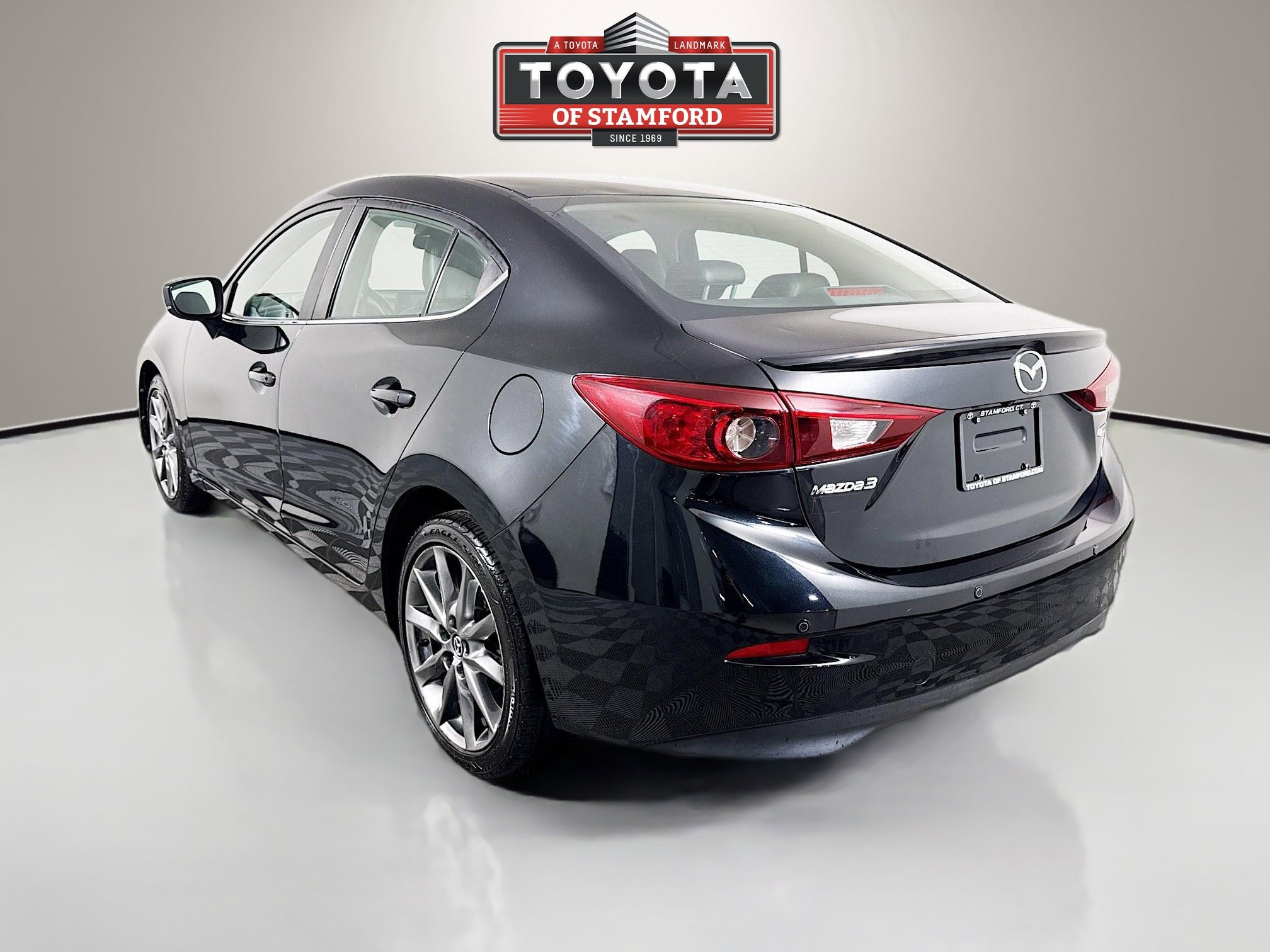 Used 2018 MAZDA MAZDA3 Touring FWD image 5