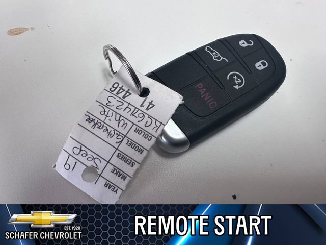 Used 2019 Jeep Grand Cherokee Limited image 12