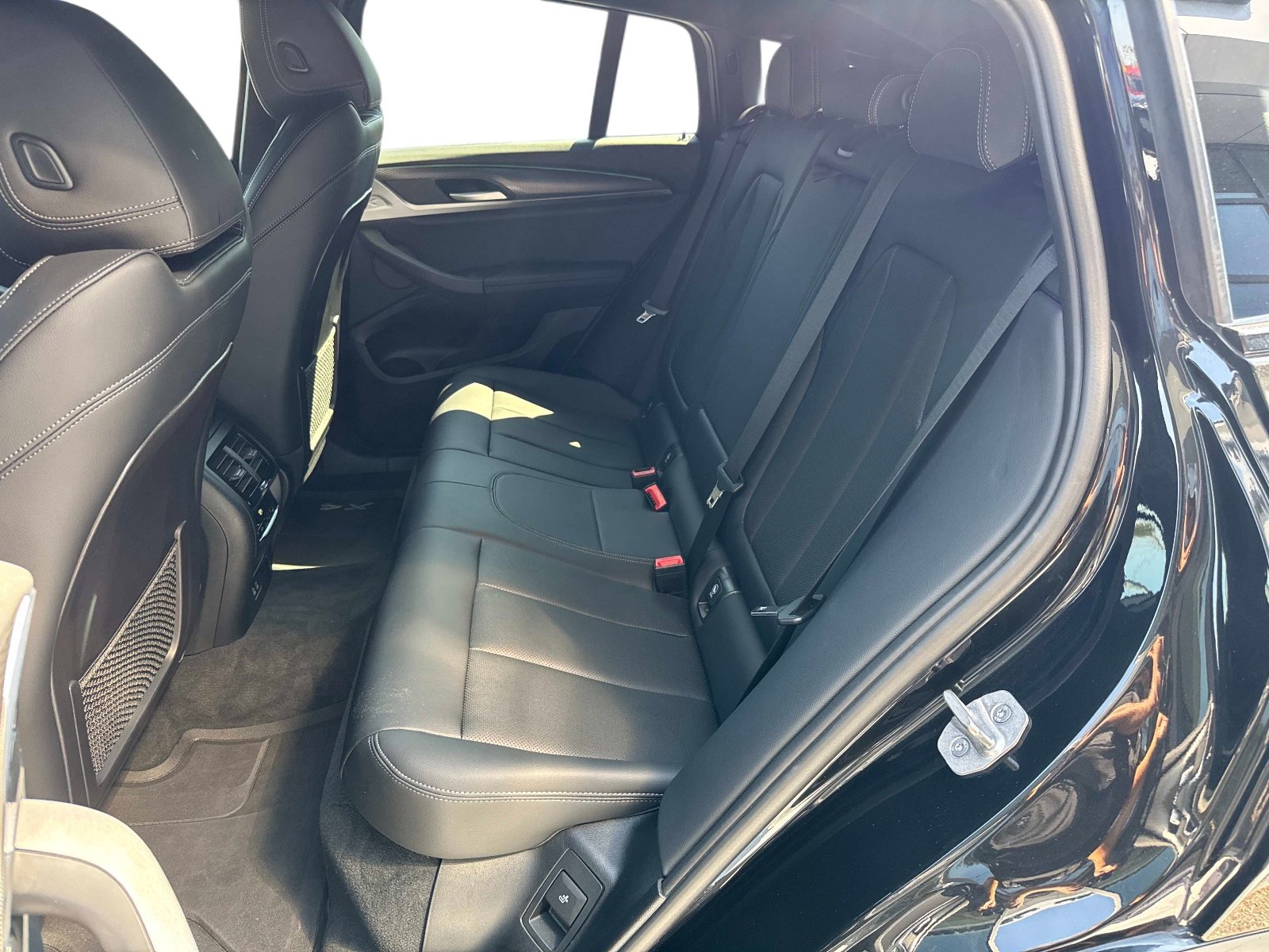 Used 2023 BMW X4 xDrive30i w/ M Sport Package image 14