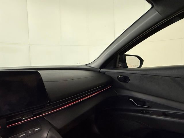 Used 2023 Hyundai Elantra N image 18