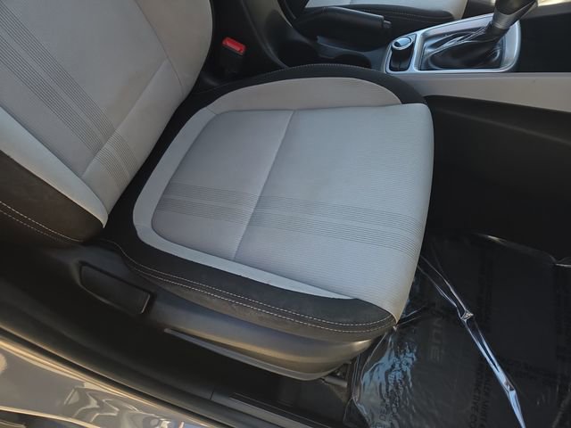 Used 2022 Hyundai Venue SEL image 28