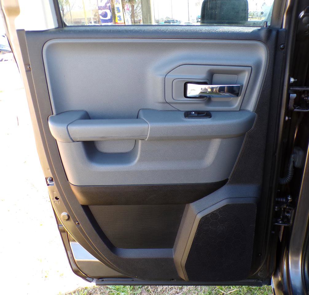 Used 2016 RAM 1500 Classic SLT image 36