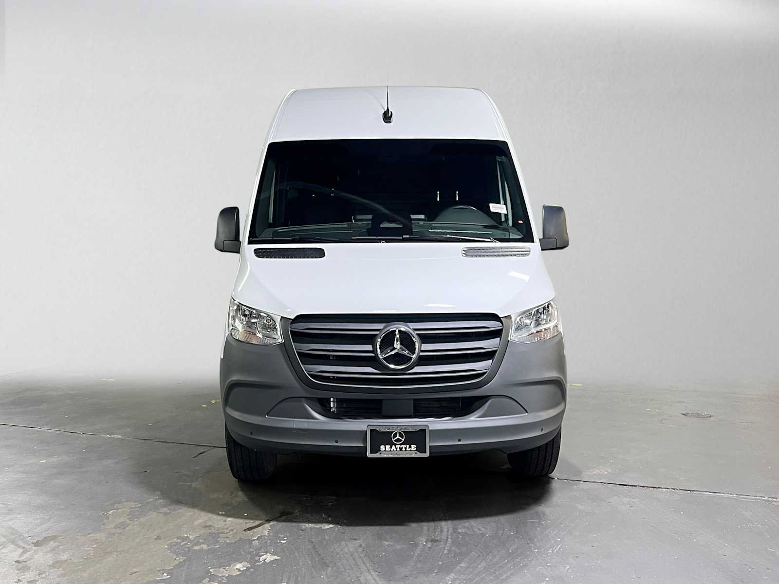 Used 2026 Mercedes-Benz Sprinter 2500 image 9