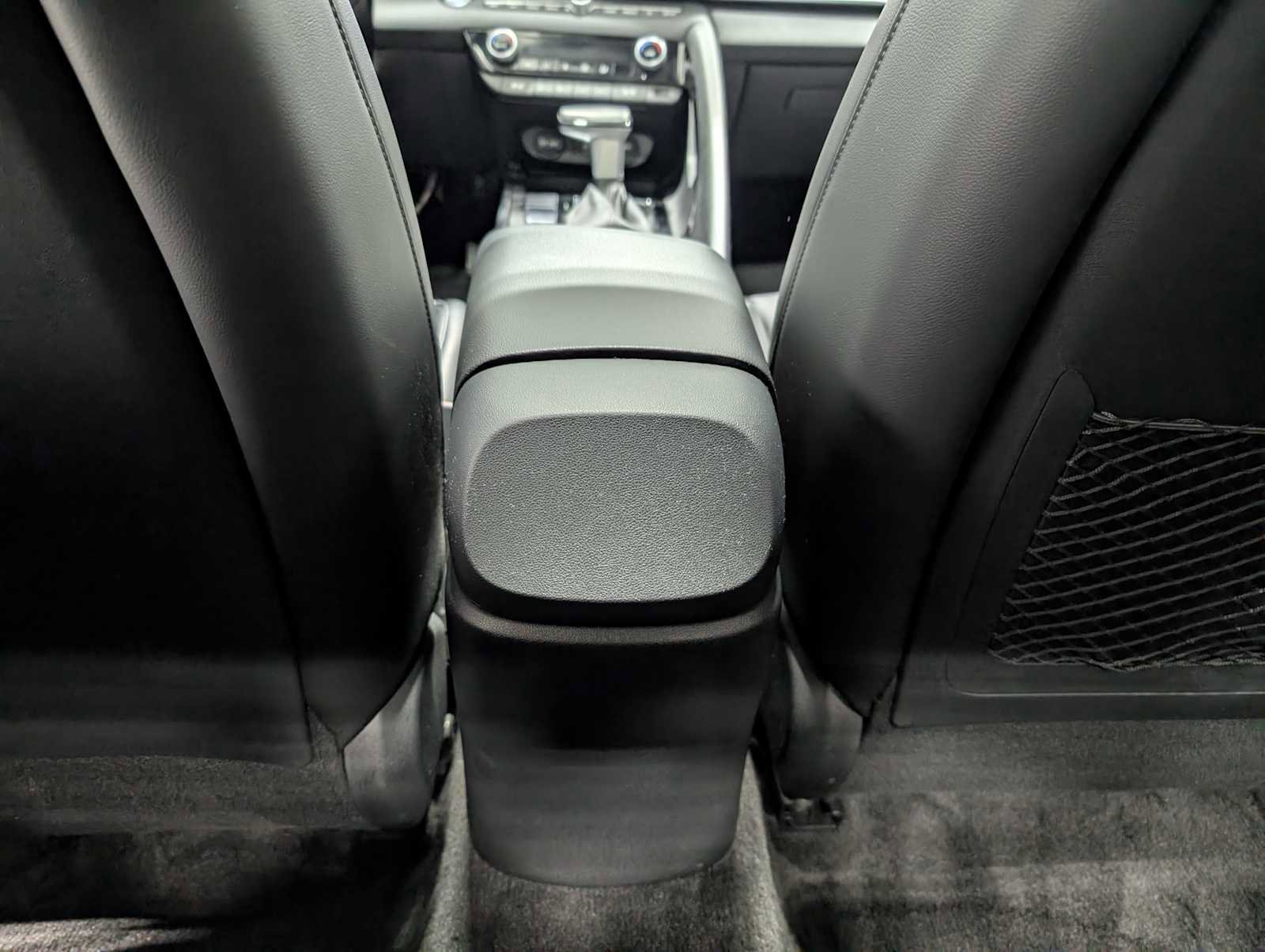 Used 2023 Hyundai Elantra Limited w/ Cargo Package image 22