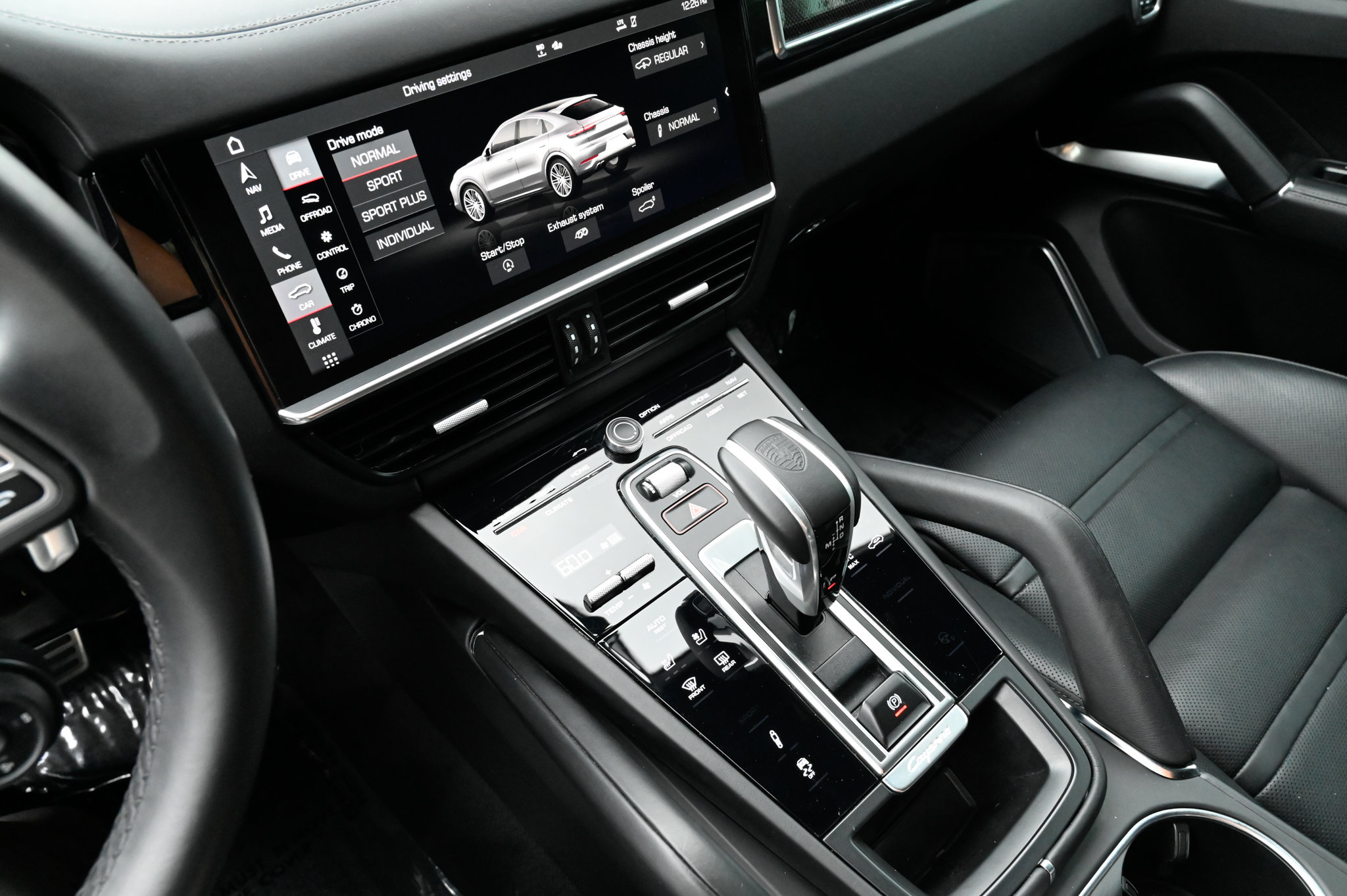 Used 2021 Porsche Cayenne Turbo AWD/4WD image 28