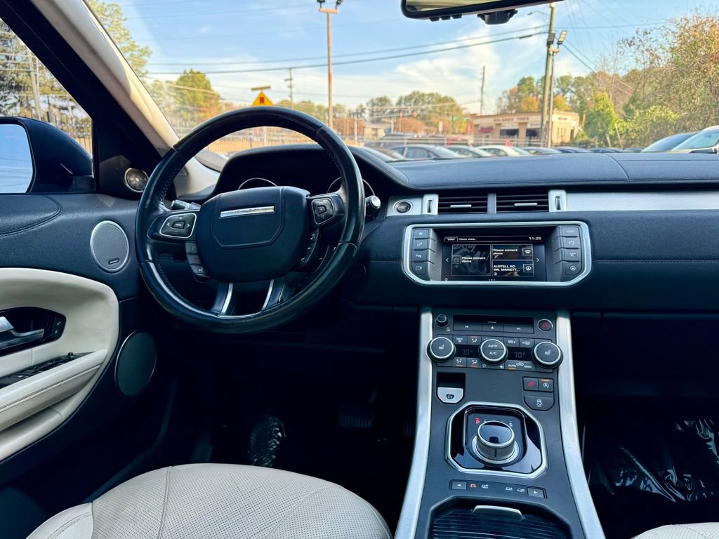 Used 2016 Land Rover Range Rover Evoque HSE image 16