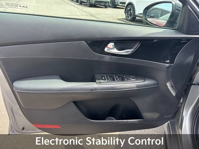 Used 2023 Kia Forte GT-Line w/ GT-Line Premium Package FWD image 14