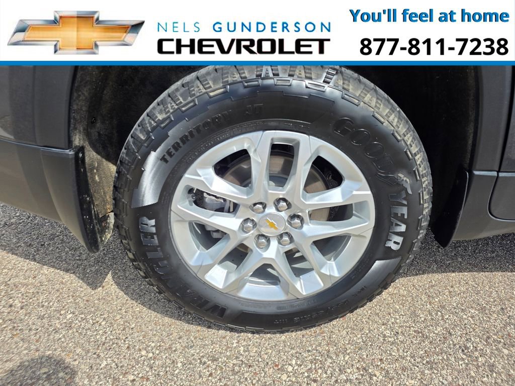 Used 2020 Chevrolet Traverse LT w/ Driver Confidence II Package AWD/4WD image 9