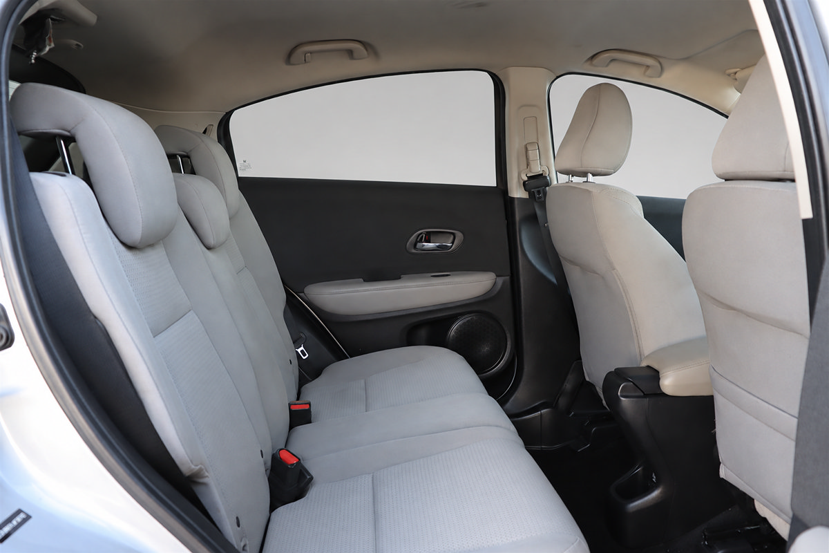 Used 2020 Honda HR-V LX image 14