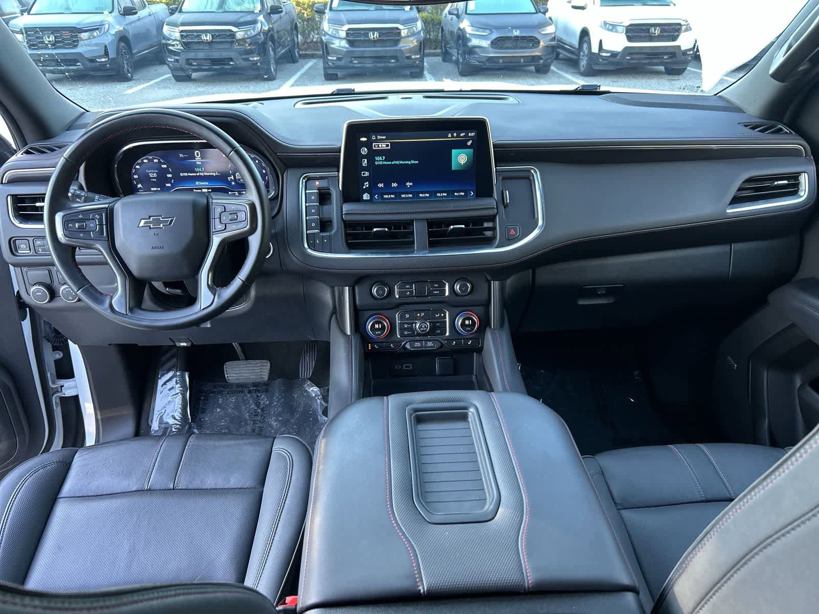 Used 2024 Chevrolet Suburban RST RWD image 10