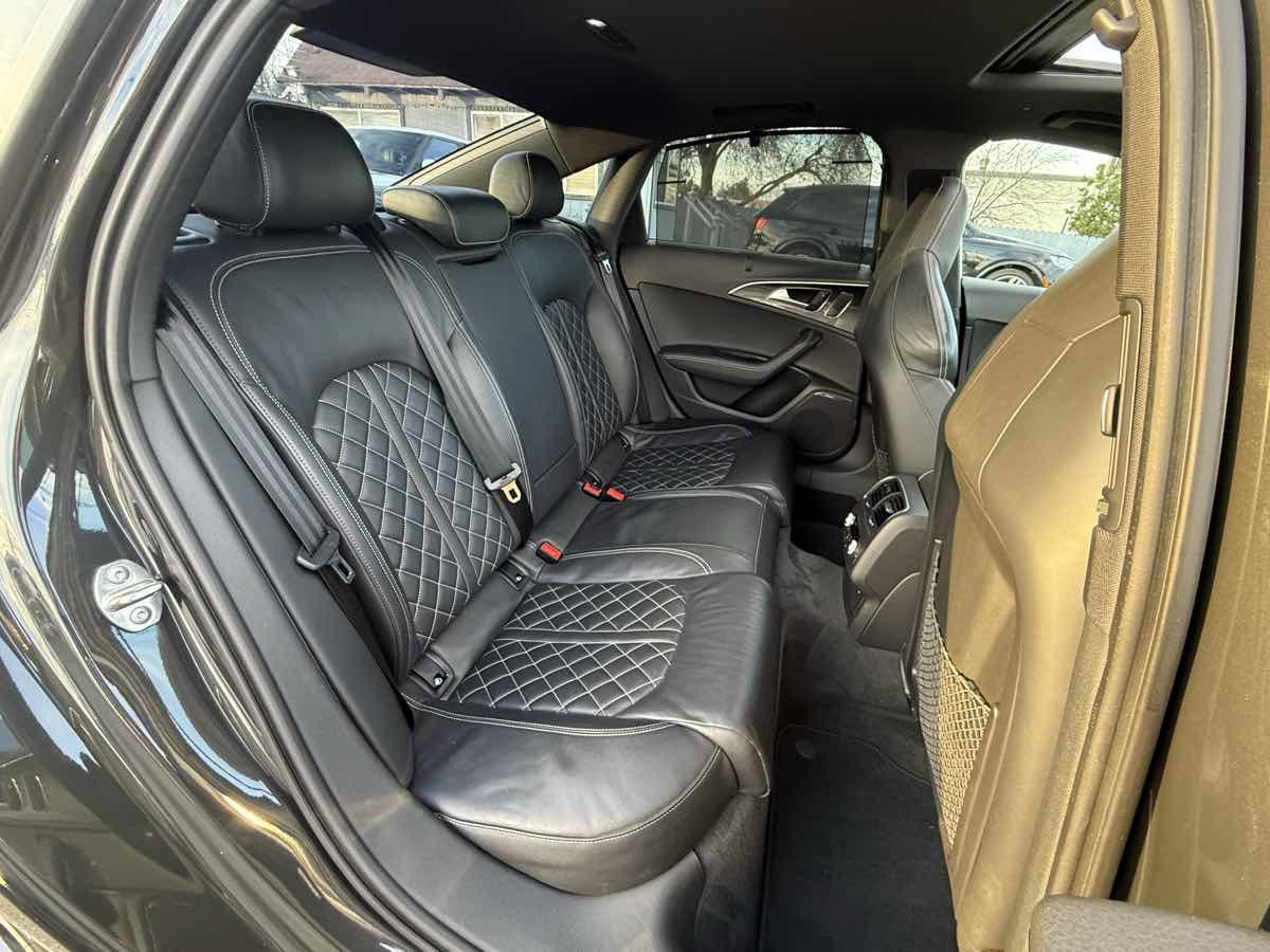 Used 2014 Audi S6 Prestige w/ Driver Assistance Package image 14