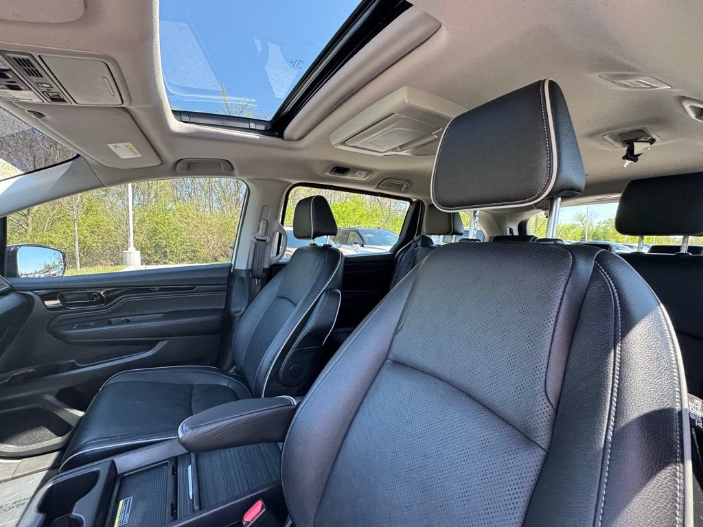 Used 2024 Honda Odyssey Elite image 19