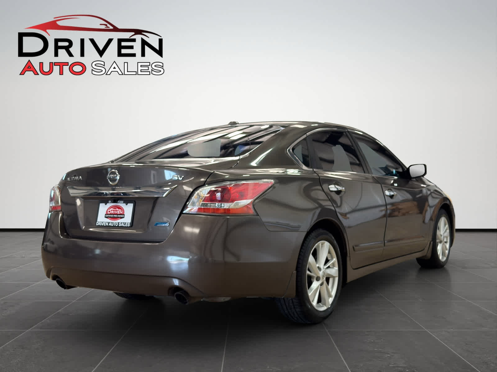 Used 2013 Nissan Altima 2.5 SV image 6