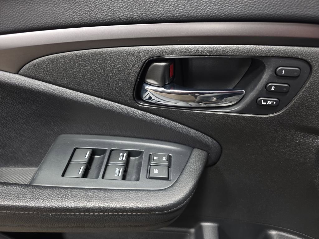 Used 2022 Honda Pilot EX-L image 30