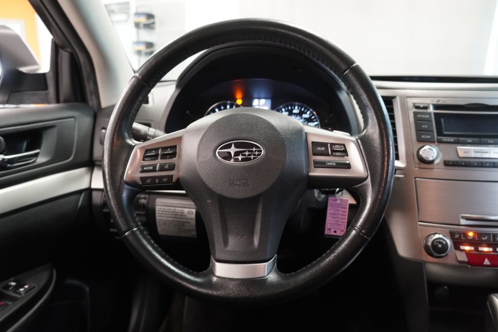 Used 2012 Subaru Outback 2.5i Premium w/ All-Weather Pkg AWD/4WD image 18