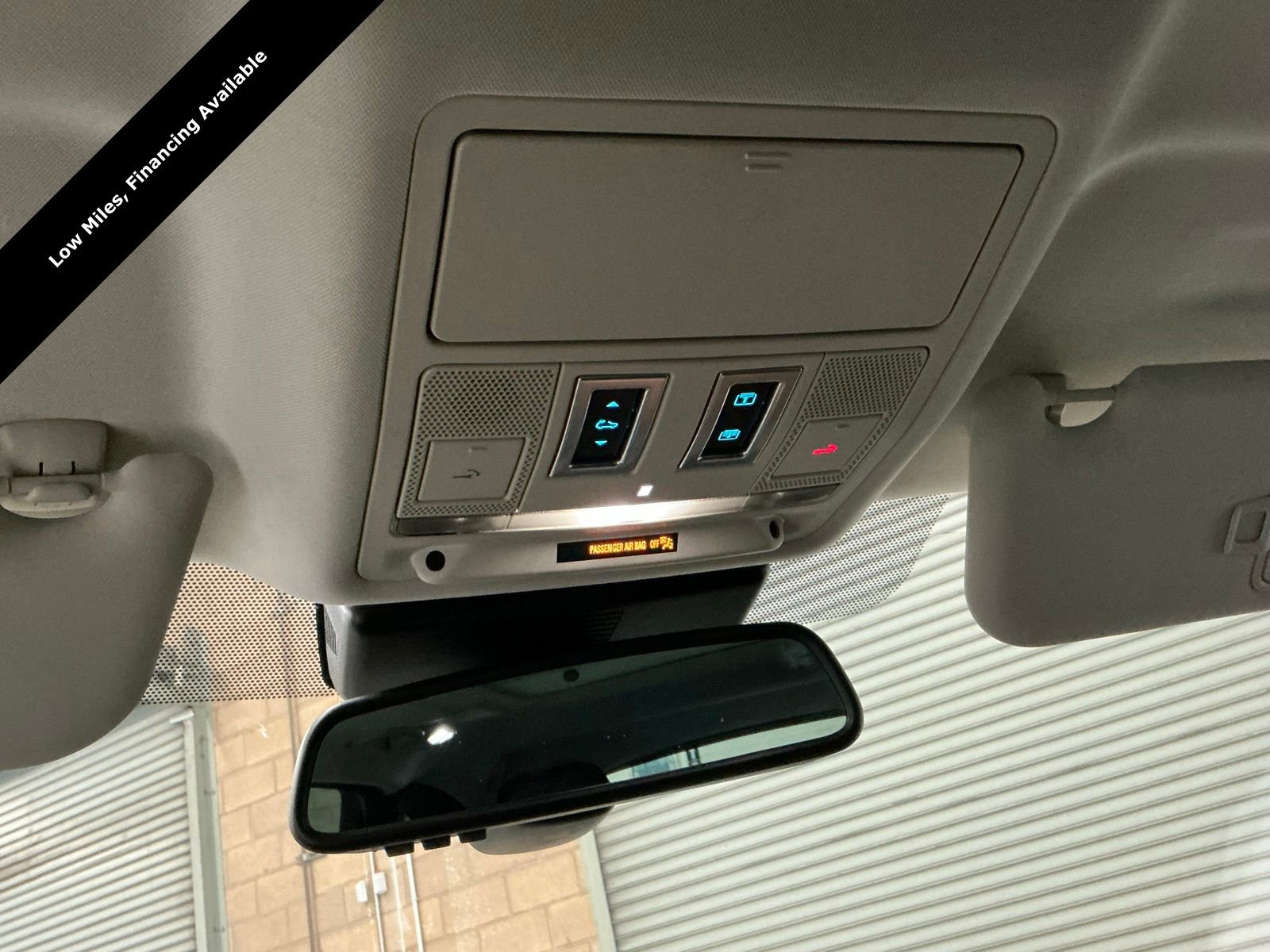 Used 2017 Jaguar F-PACE Prestige image 27