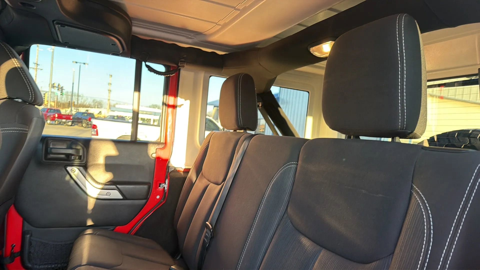 Used 2015 Jeep Wrangler Unlimited Sahara w/ Trailer Tow Group image 40