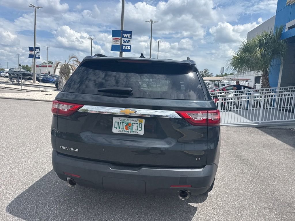 Used 2021 Chevrolet Traverse LT FWD image 9