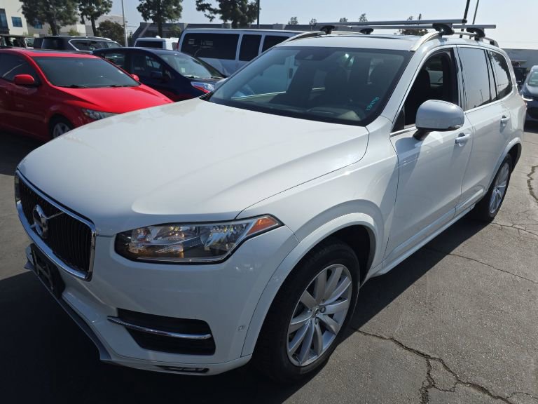 Used 2016 Volvo XC90 T6 Momentum w/ Convenience Package