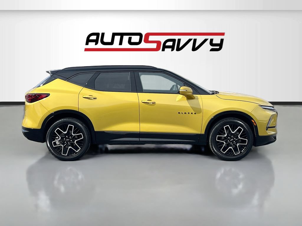 Used 2024 Chevrolet Blazer RS w/ Driver Confidence II Package FWD image 8