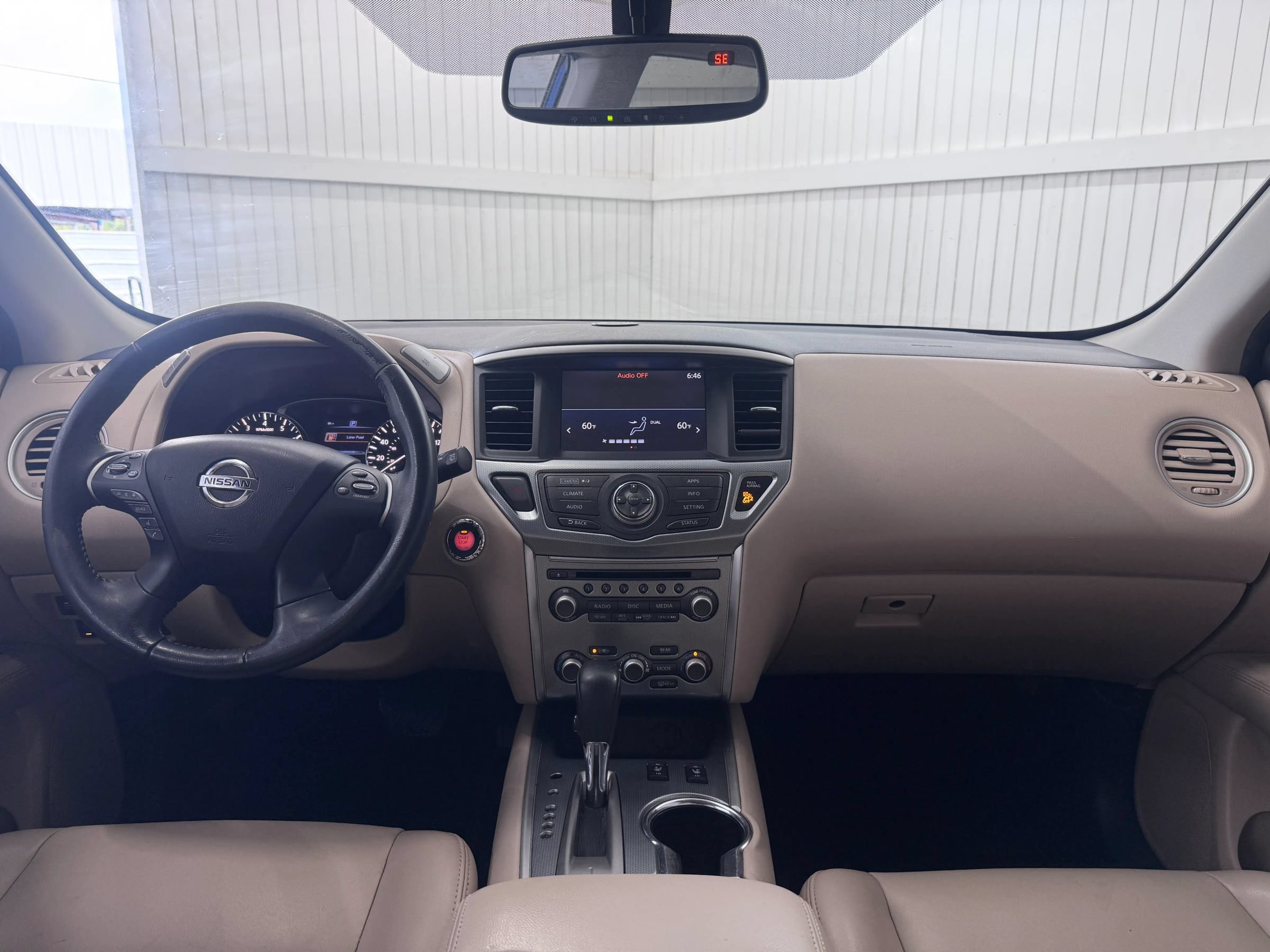 Used 2017 Nissan Pathfinder SL FWD image 18