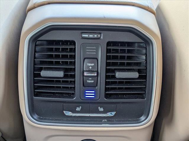 Used 2023 Porsche Macan S image 18