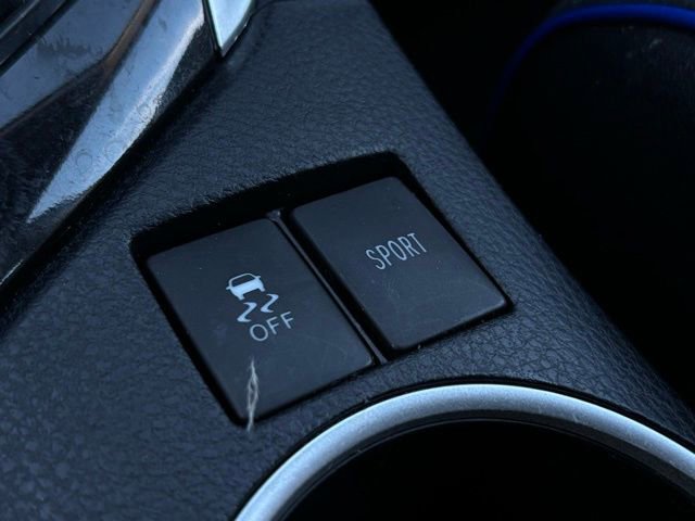 Used 2017 Toyota Corolla L image 35