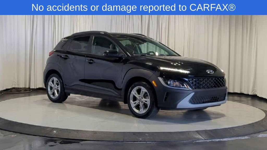 Used 2023 Hyundai Kona SEL AWD/4WD image 2