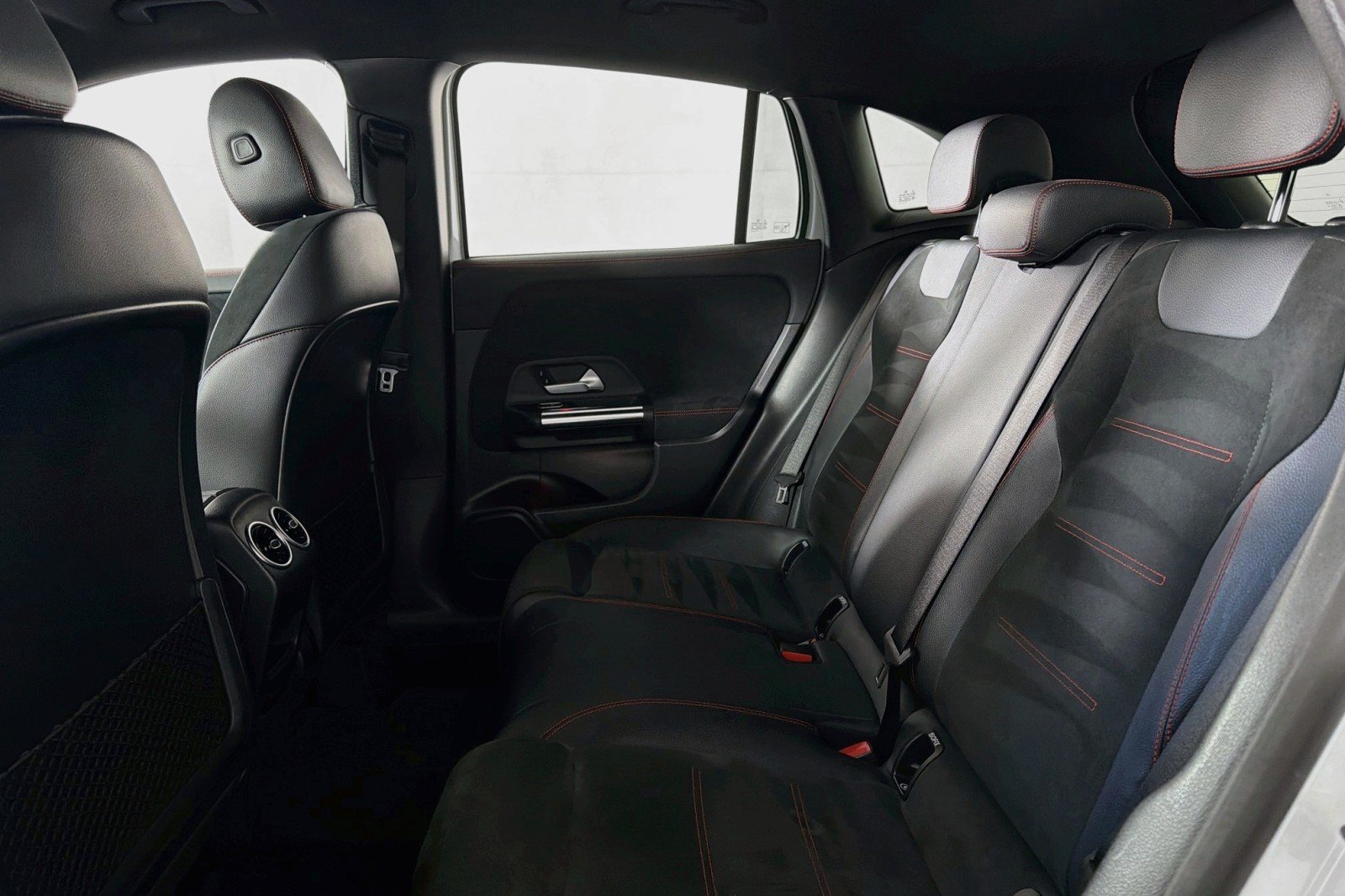 Used 2022 Mercedes-Benz GLA 250 image 8