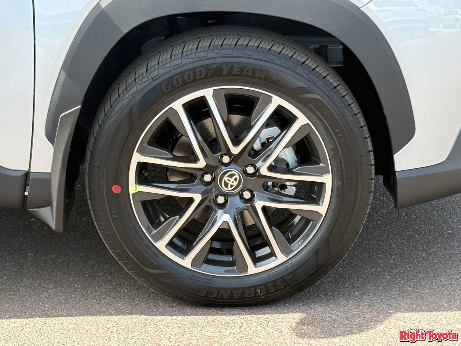 New 2026 Toyota Corolla Cross XLE FWD image 13