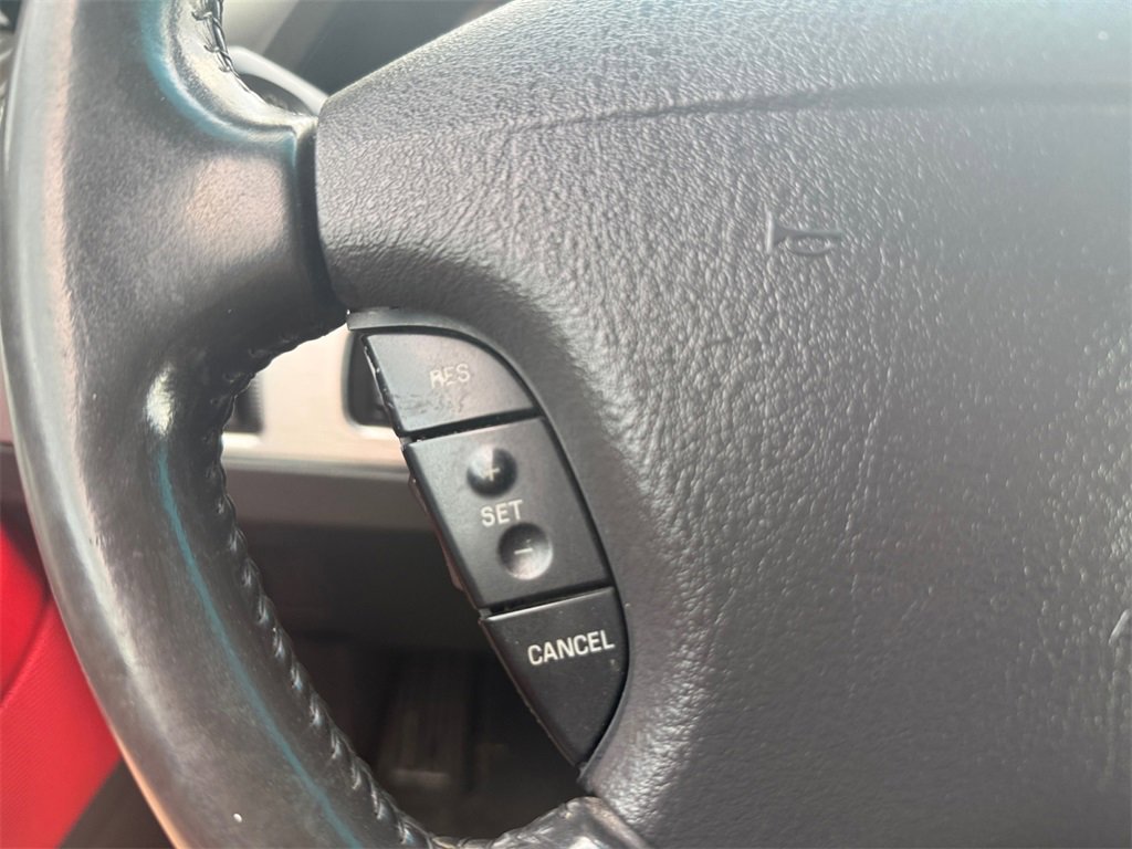 Used 2002 Ford Thunderbird image 23