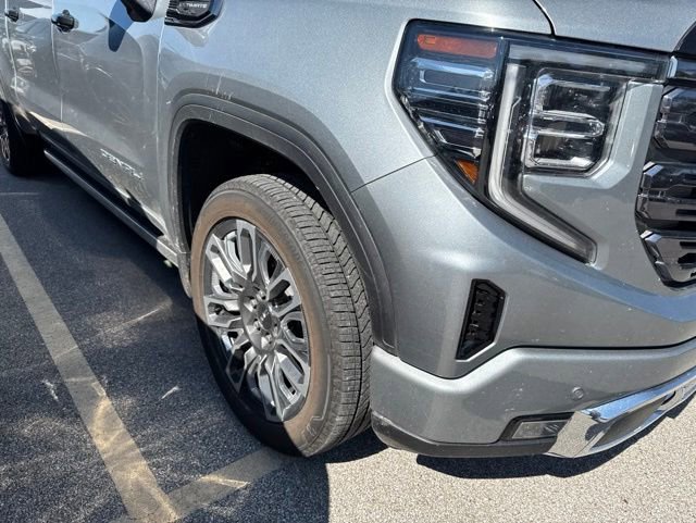 Used 2025 GMC Sierra 1500 Denali Ultimate AWD/4WD image 7