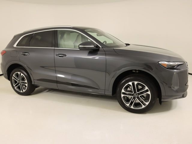 Certified 2025 Audi Q5 Premium w/ Premium Plus AWD/4WD image 6
