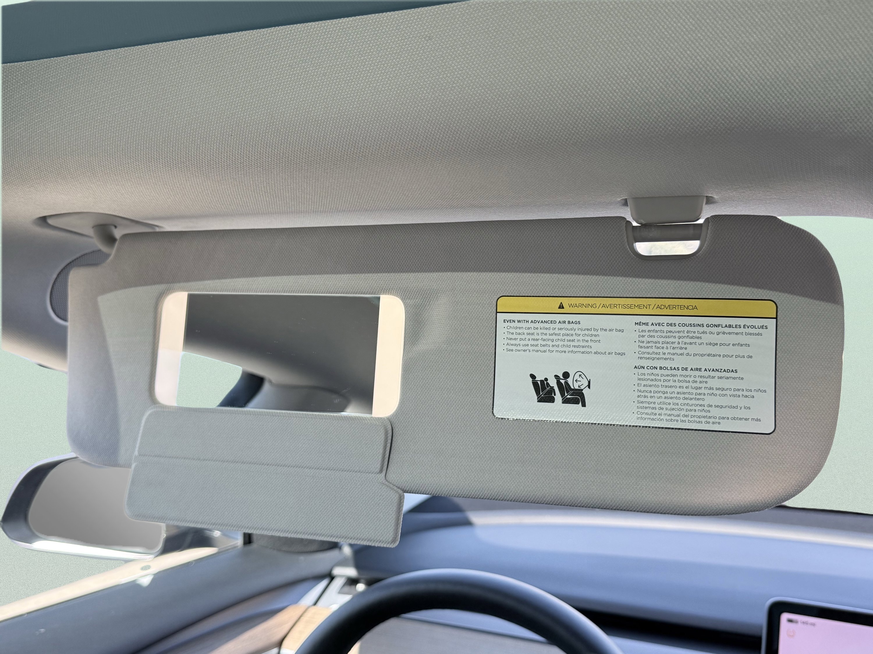 Used 2023 Tesla Model 3 Standard Range image 56