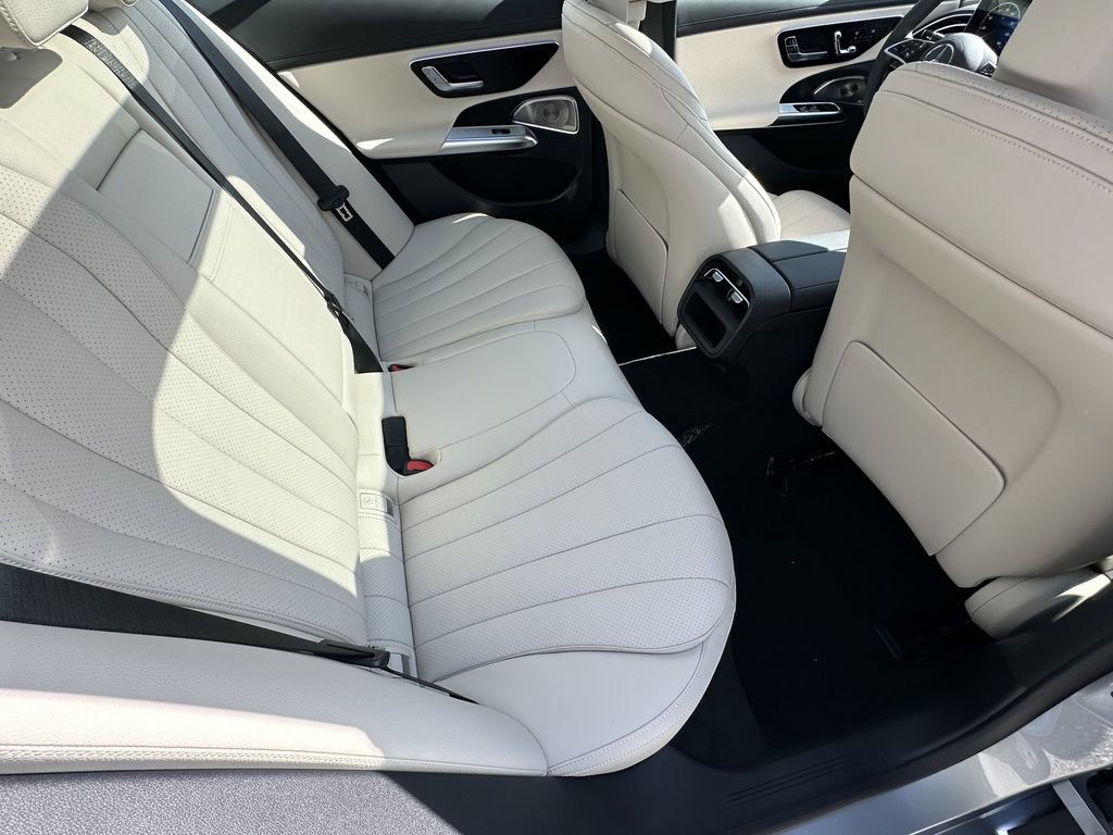 New 2026 Mercedes-Benz E 450 4MATIC Sedan image 18