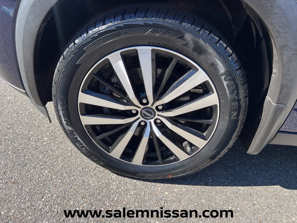 Used 2024 Nissan Pathfinder Platinum AWD/4WD image 31