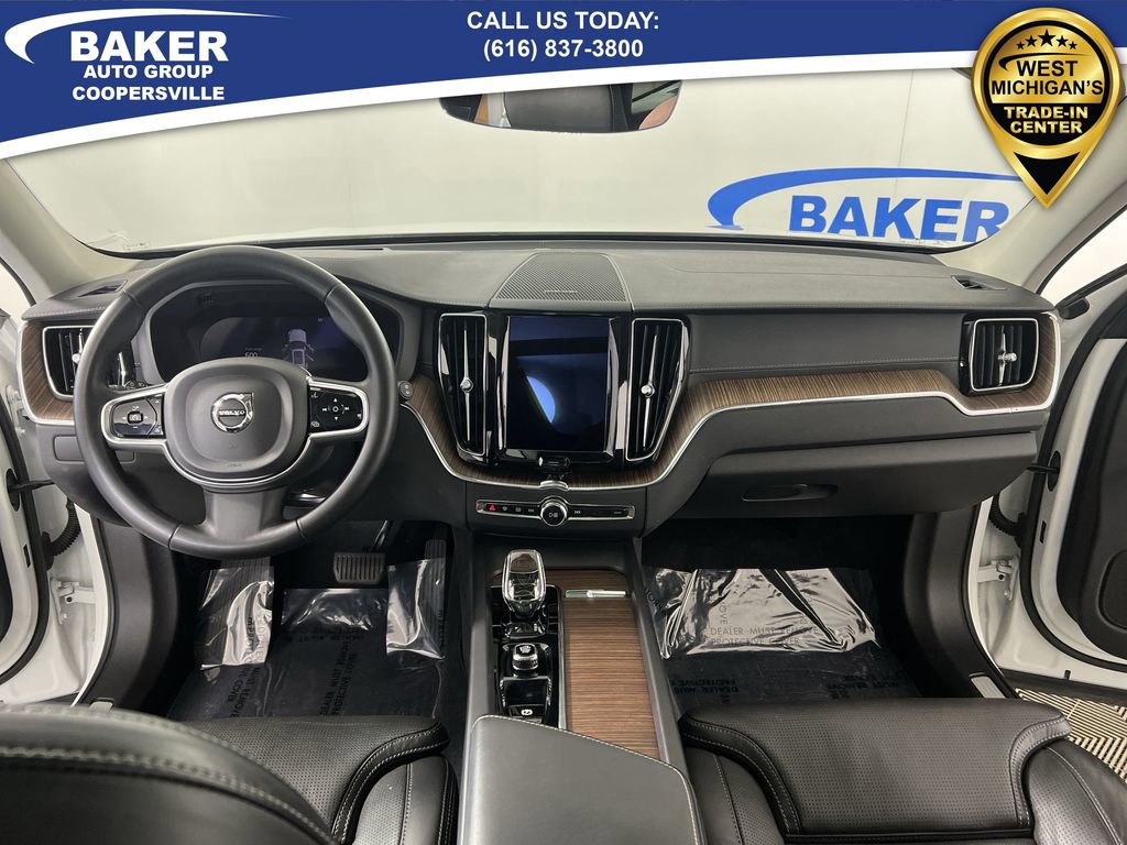 Used 2023 Volvo XC60 B6 Ultimate image 21