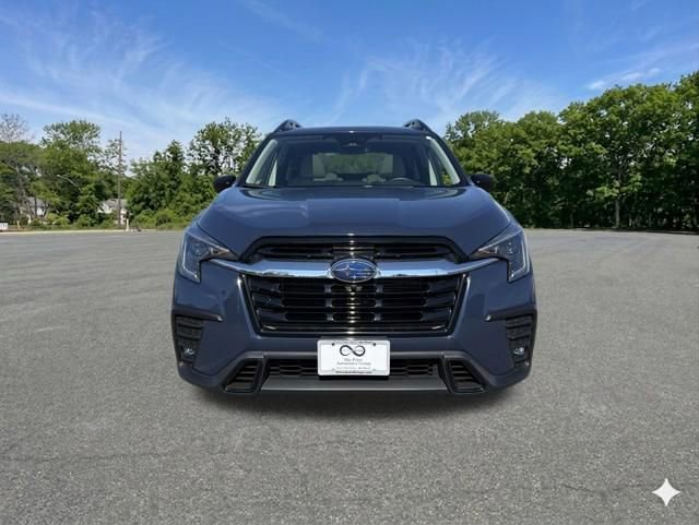 Used 2025 Subaru Ascent Limited w/ Popular Package #1 AWD/4WD image 3