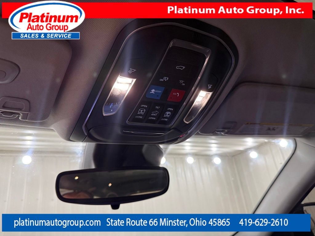 Used 2021 Jeep Grand Cherokee L Limited AWD/4WD image 23